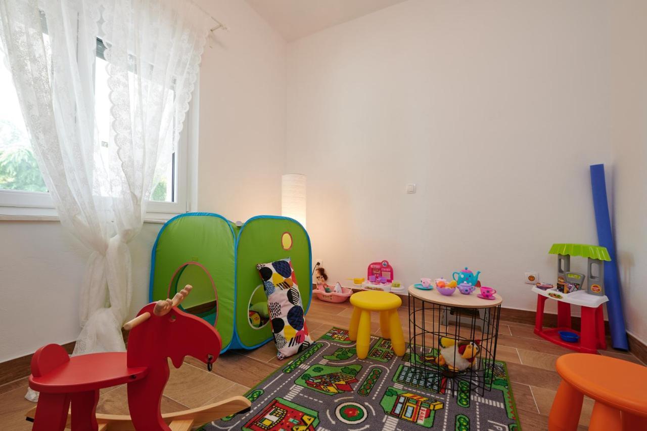 Villa Katja Kastela Luaran gambar